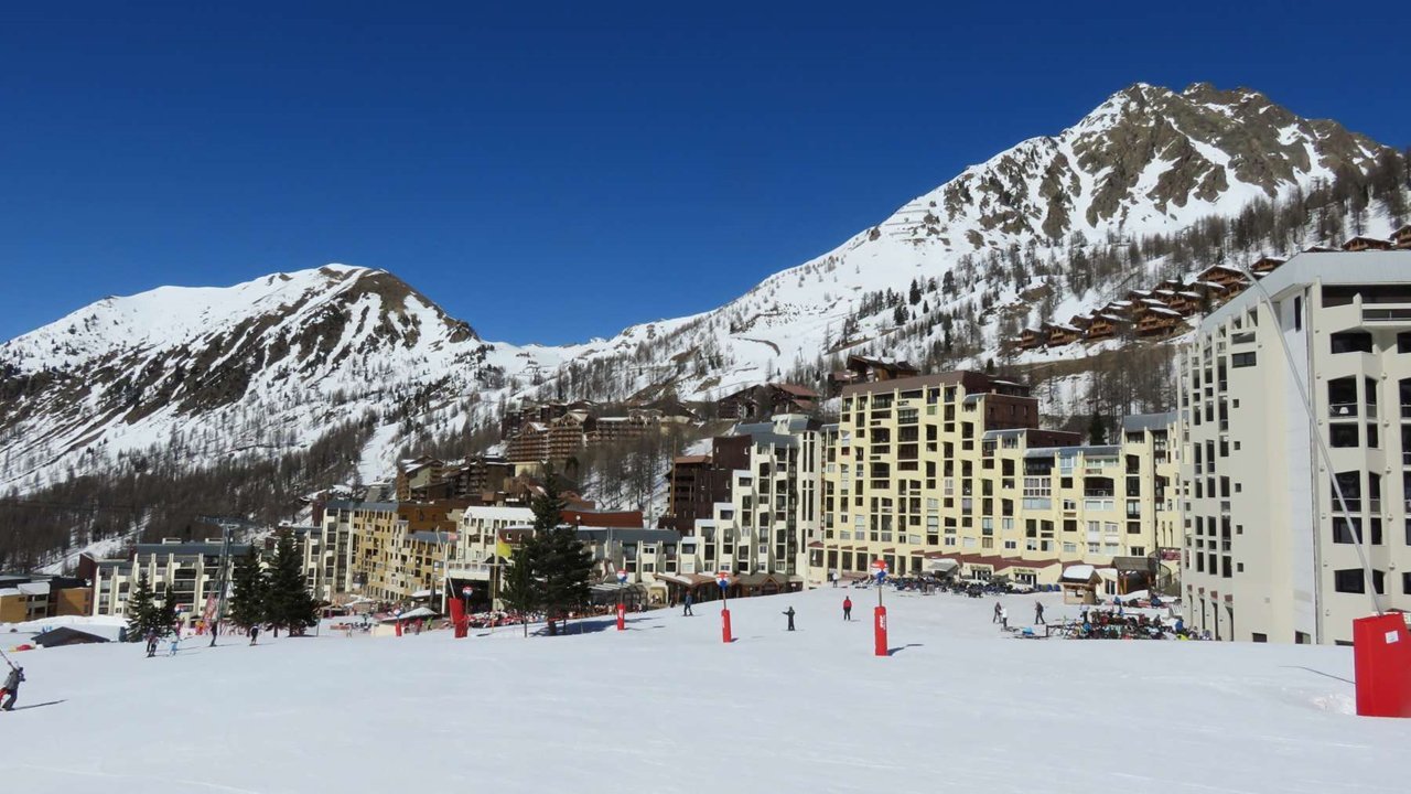 Isola 2000